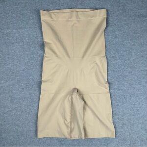 SPANX Shapewear Shorts Womens Large (Fits like a Small) Beige Nude NWOT Slimming